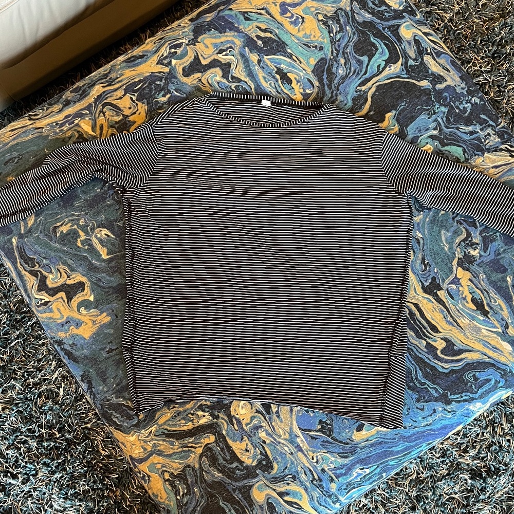 Lululemon long sleeve shirt